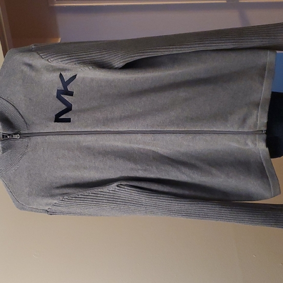 MICHAEL KORs - Picture 1 of 3